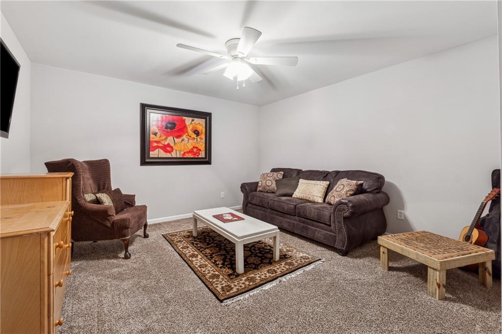 114 Lakestone Parkway