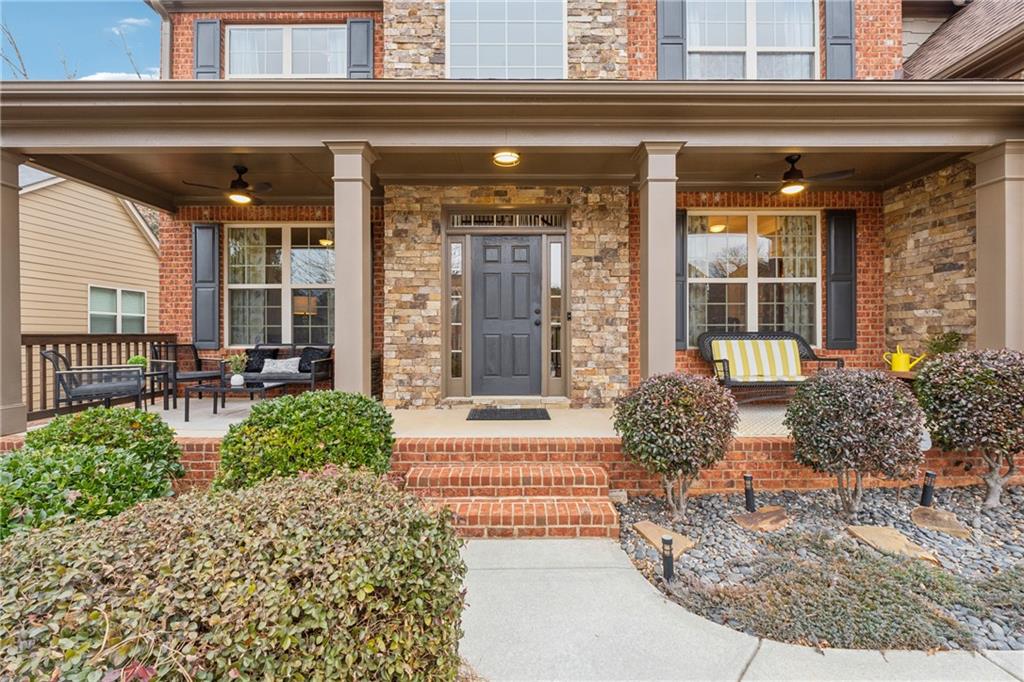 114 Lakestone Parkway