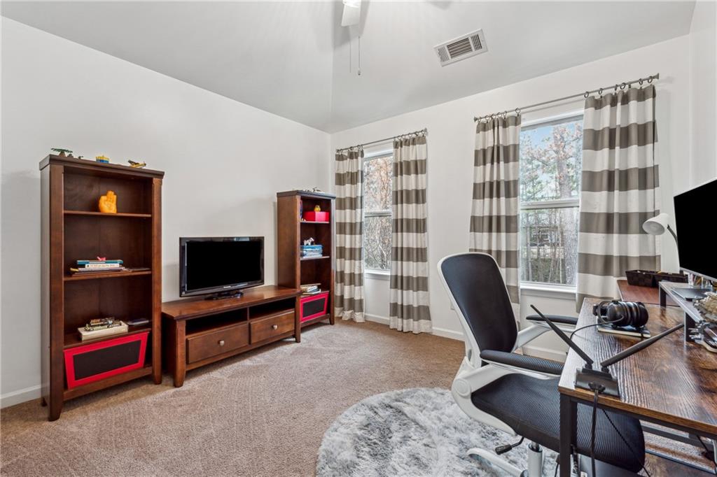 114 Lakestone Parkway