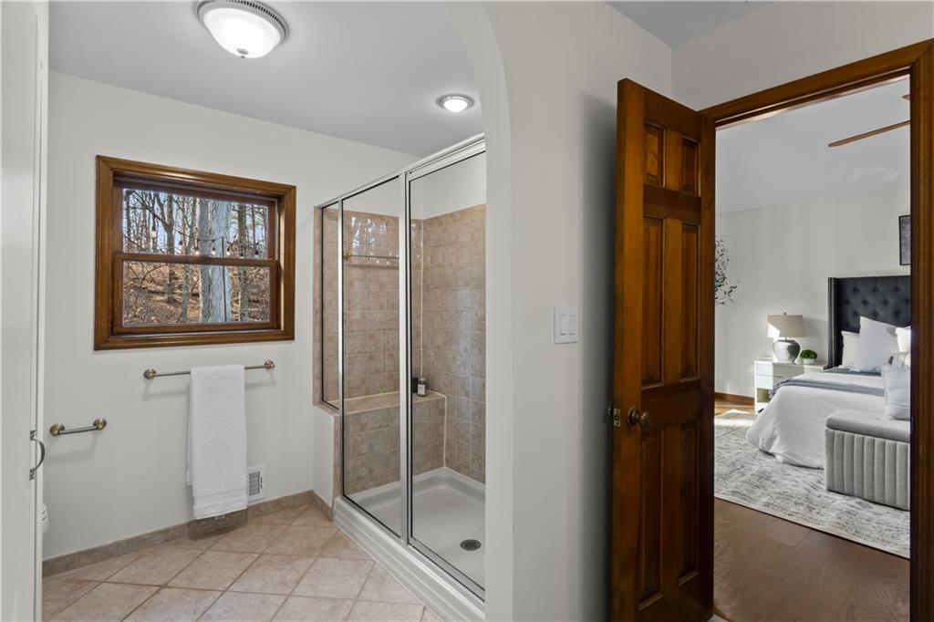 4069 Howell Ferry Road