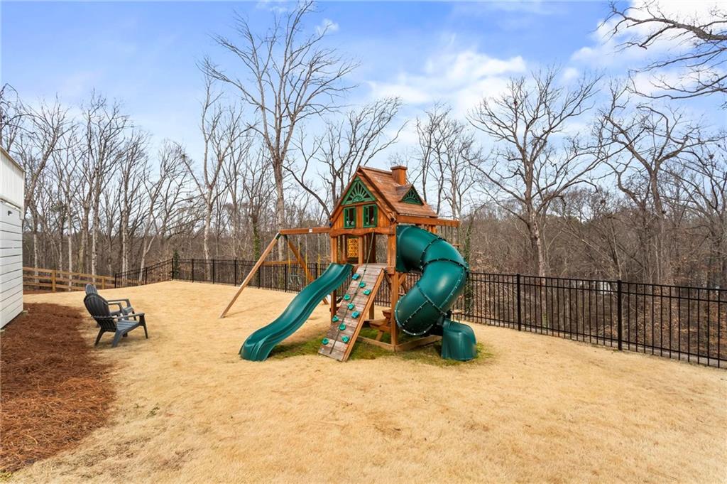 4061 River Cliff Chase