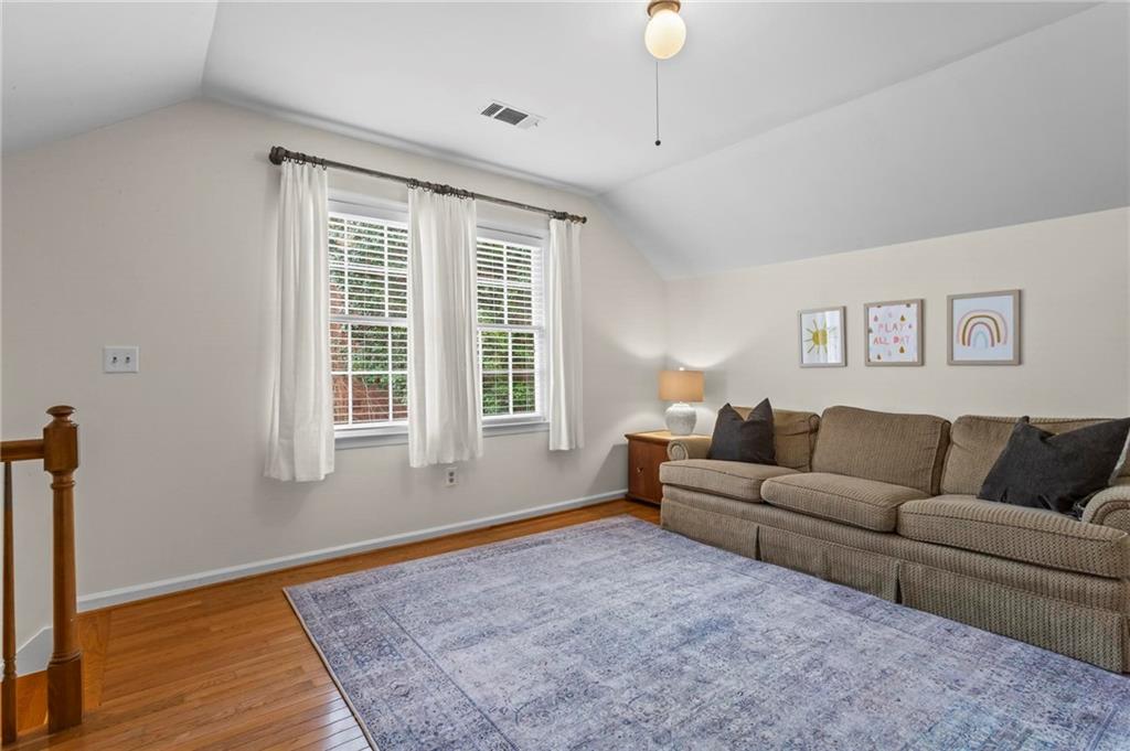 4061 River Cliff Chase