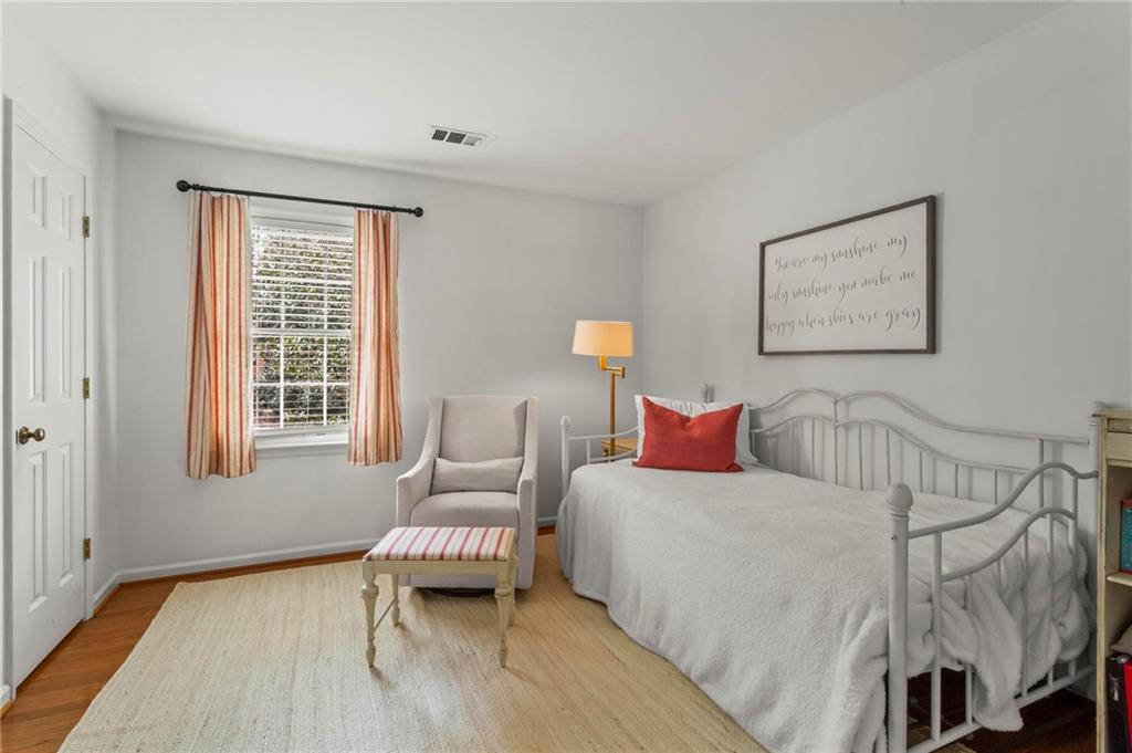 4061 River Cliff Chase