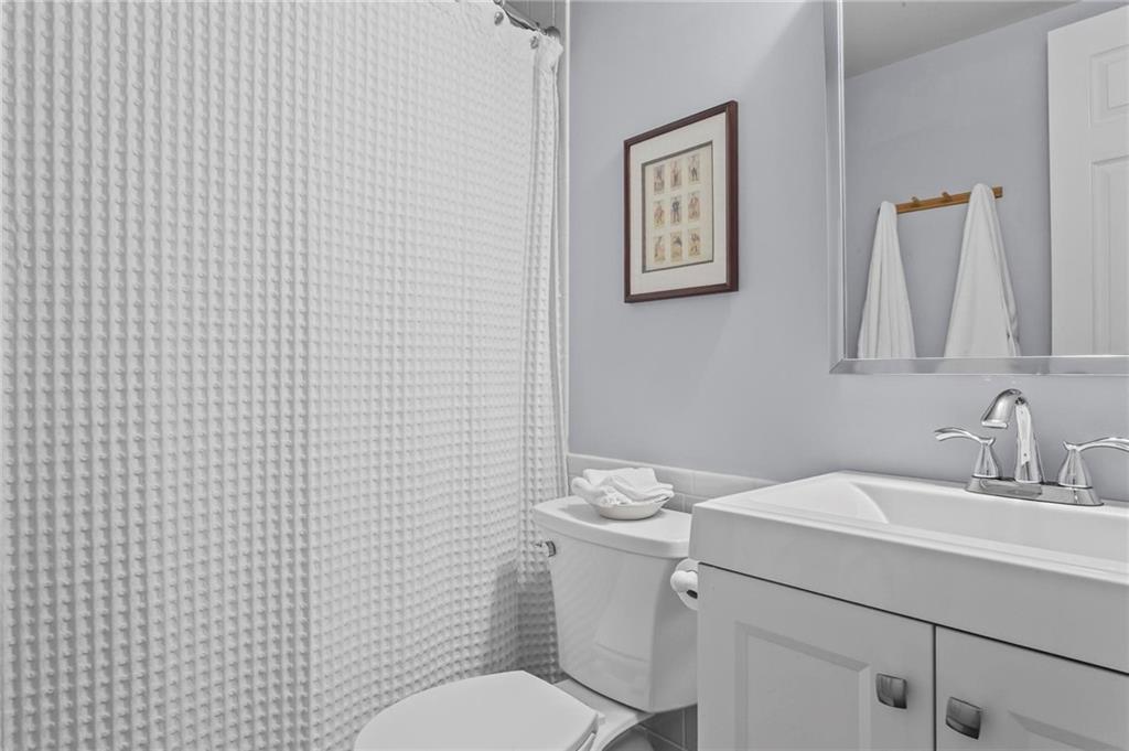 4061 River Cliff Chase