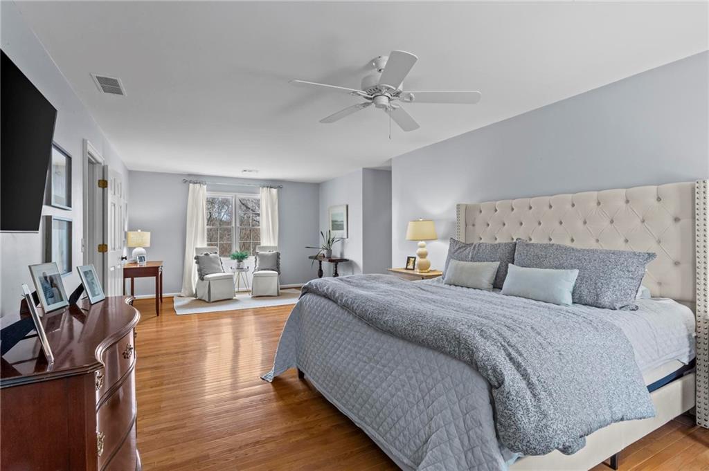 4061 River Cliff Chase