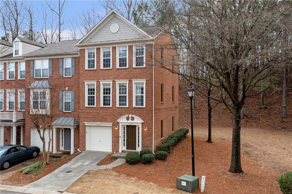 2054 Merrimont Way