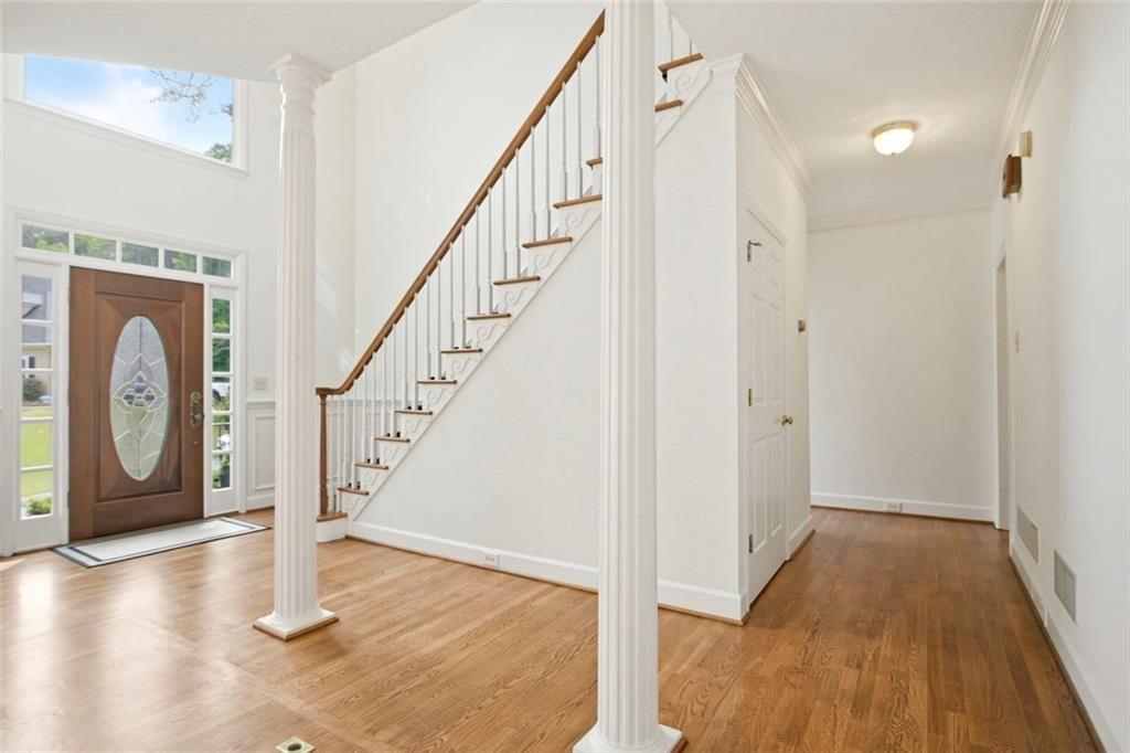 302 Barclay Place