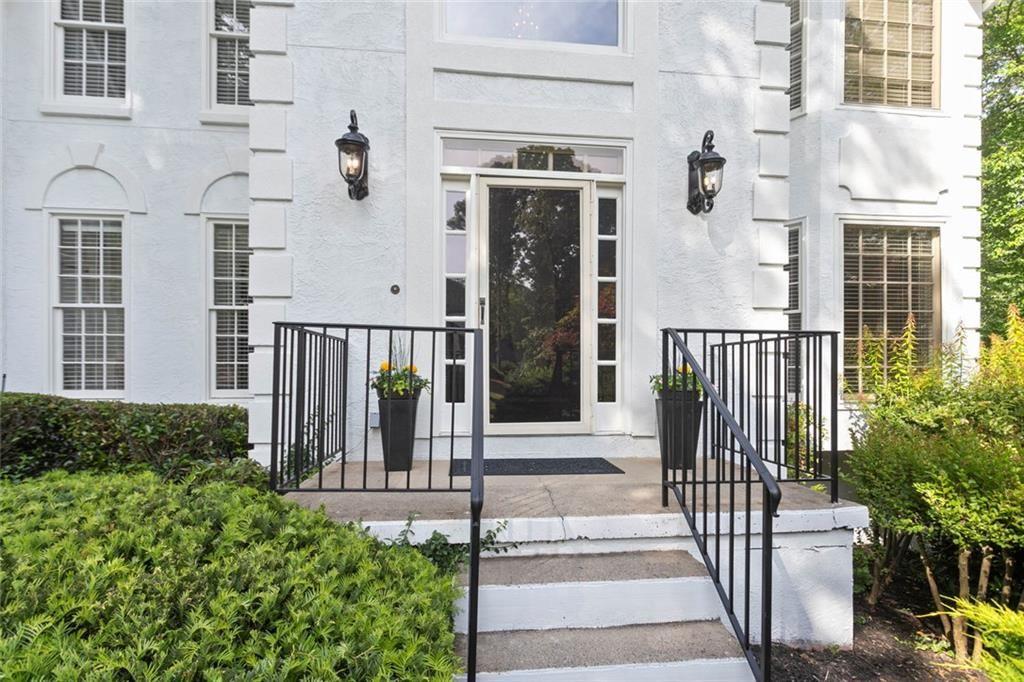 302 Barclay Place