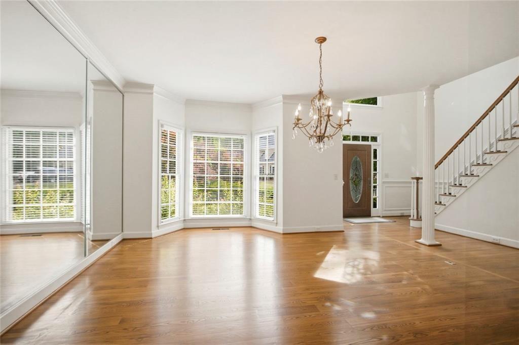 302 Barclay Place