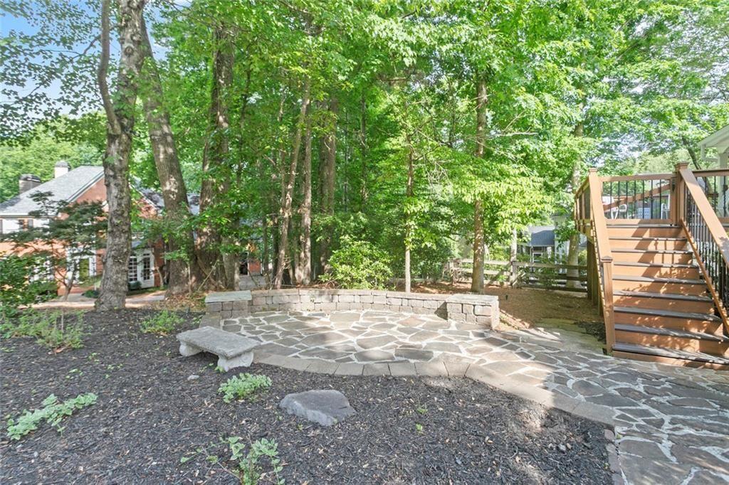 302 Barclay Place