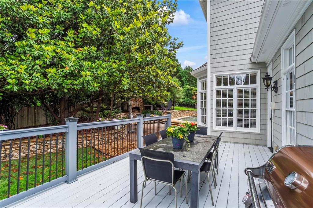 3755 Riverly Trace