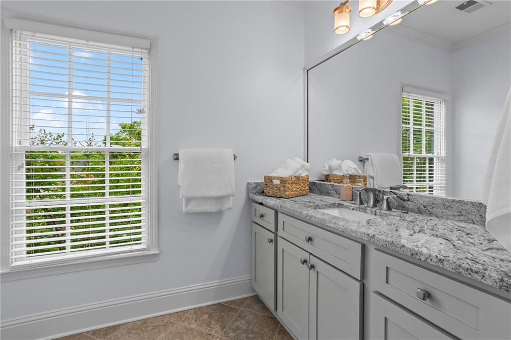 3755 Riverly Trace