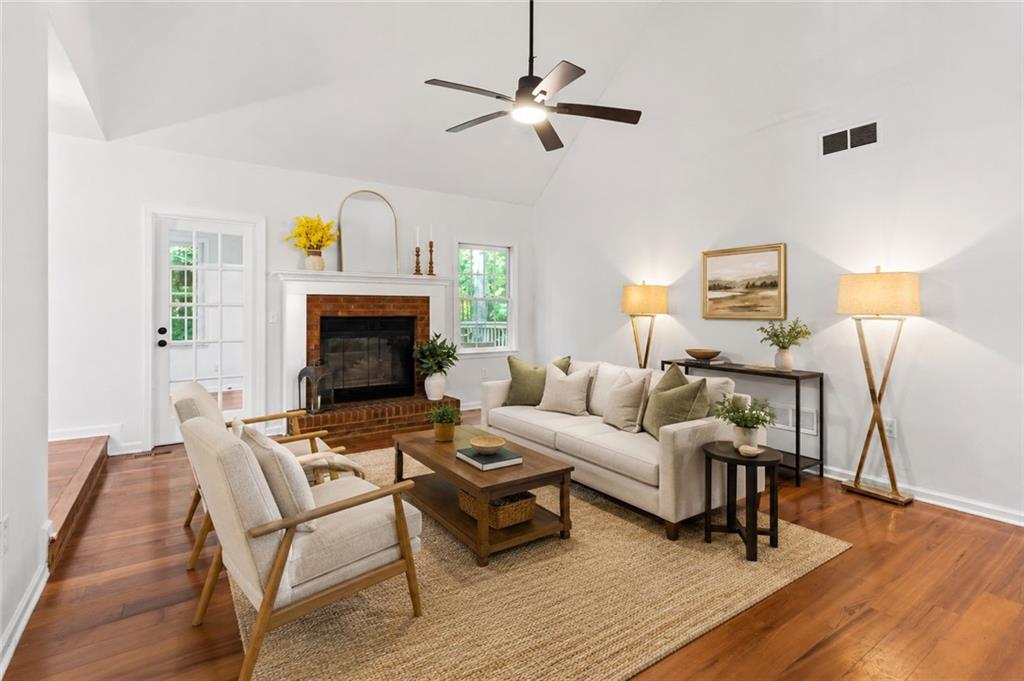 4766 Longwood Court