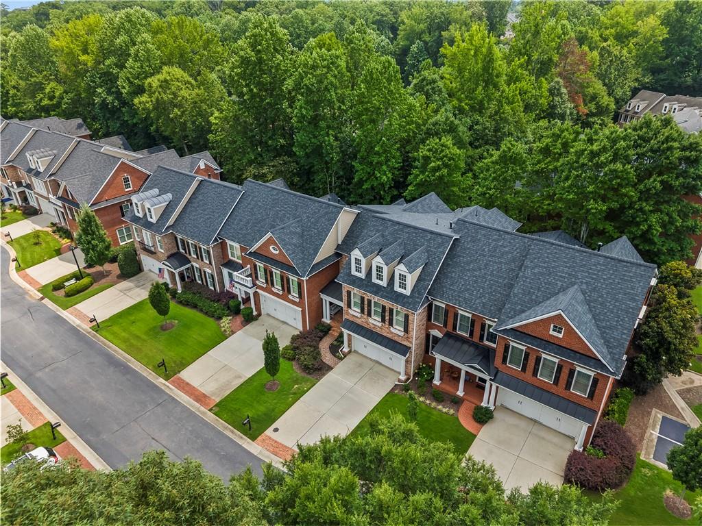 2424 Loxford Lane