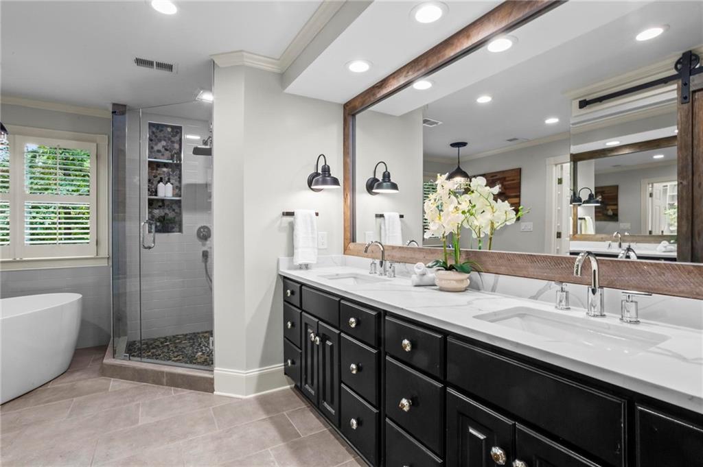 172 Carriage Trace