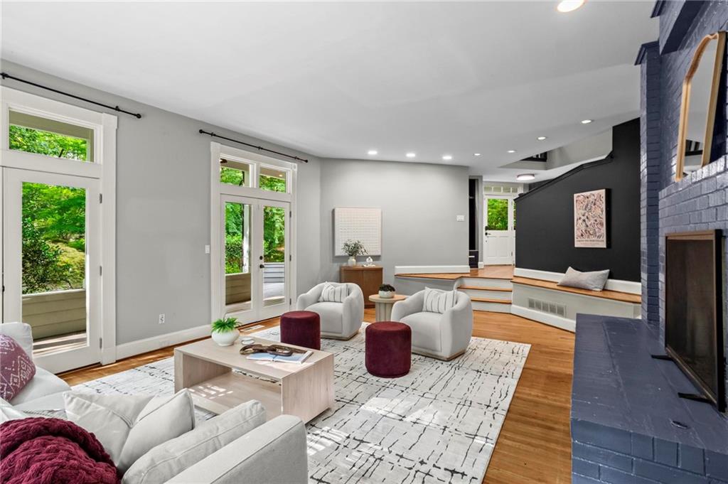 172 Carriage Trace
