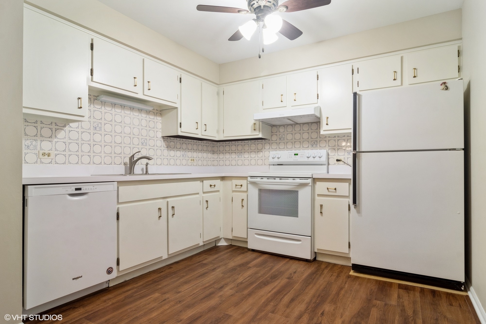 1200 W Northwest Highway Unit: 308