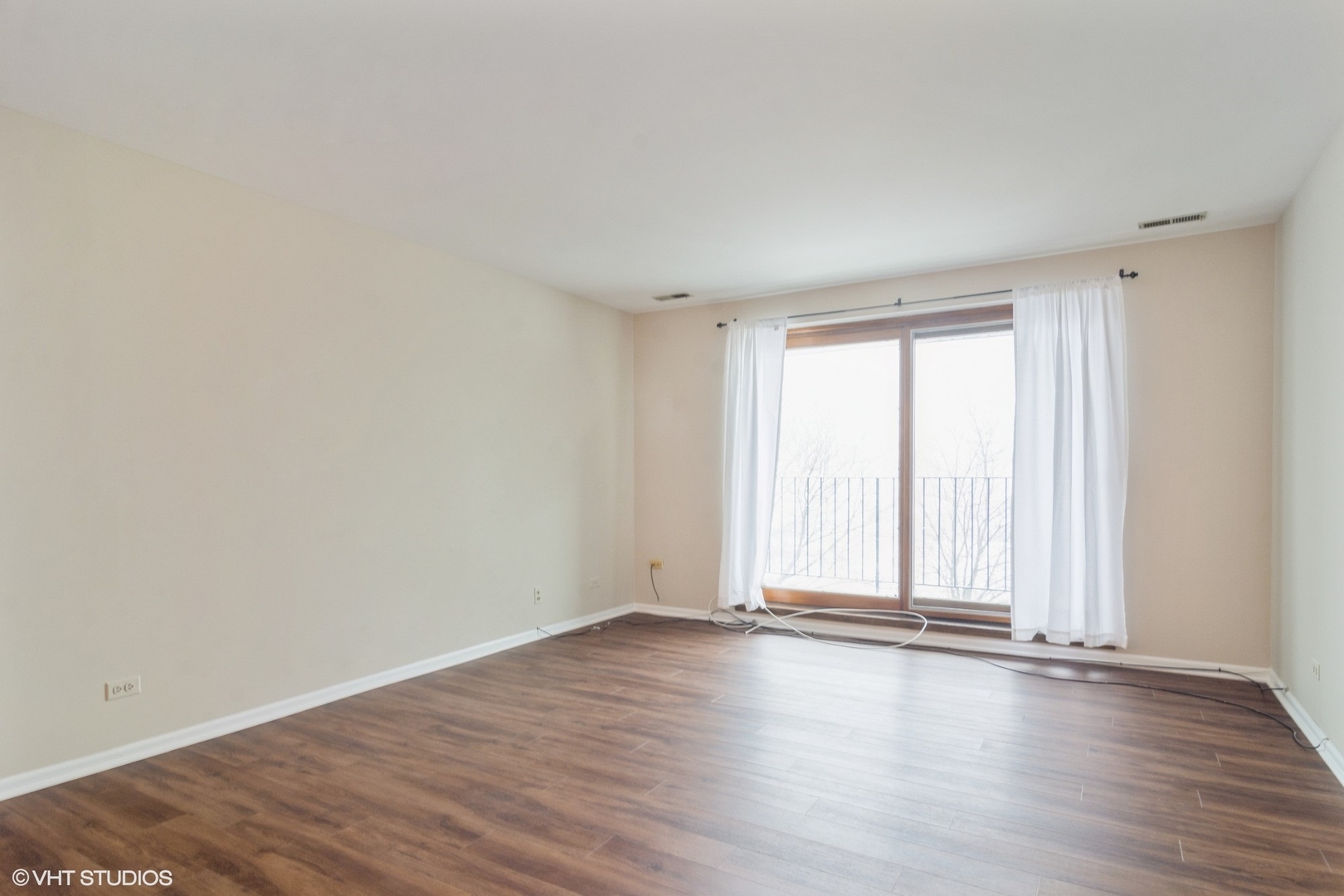 1200 W Northwest Highway Unit: 308