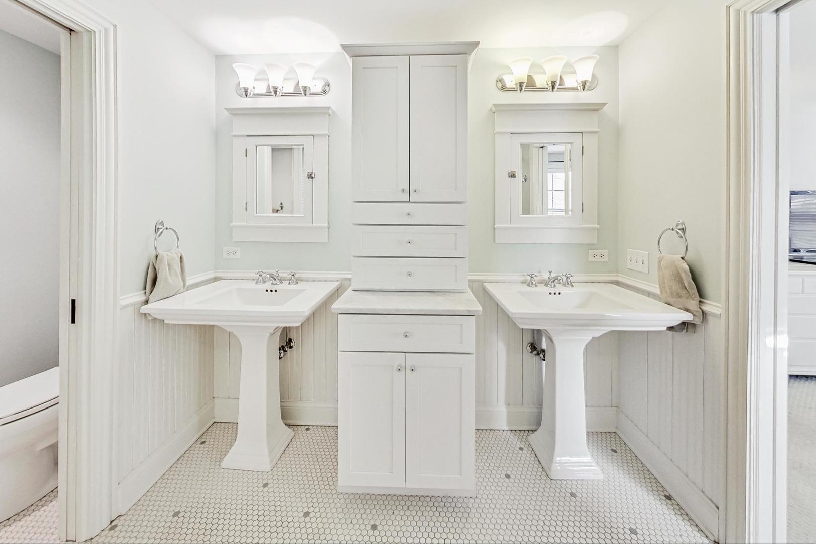 602 S Mitchell Avenue