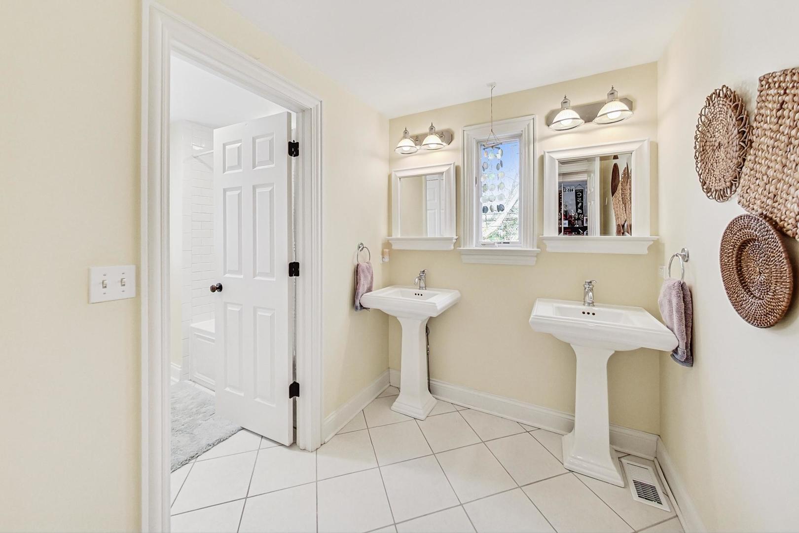 602 S Mitchell Avenue