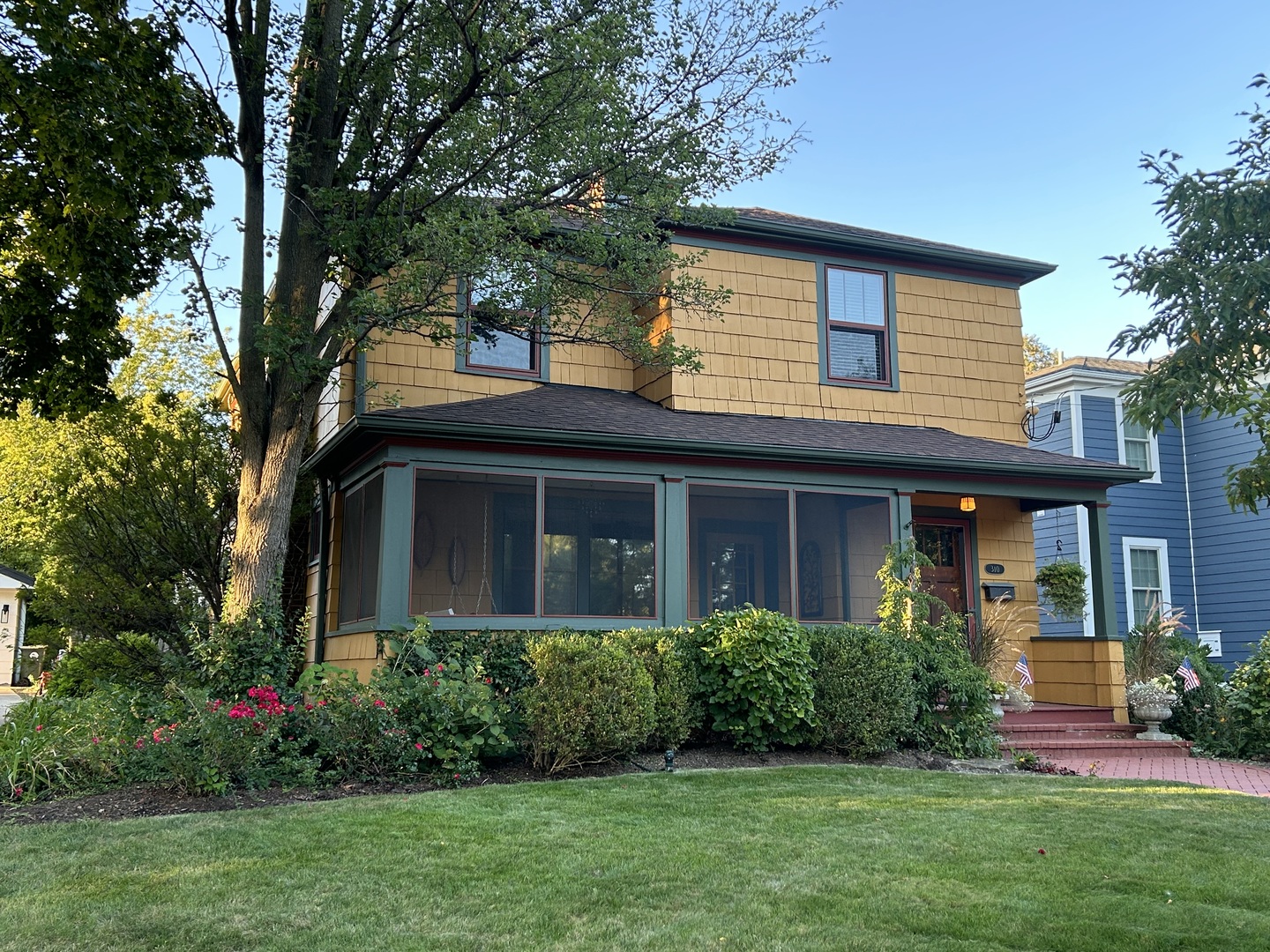 310 W Fremont Street