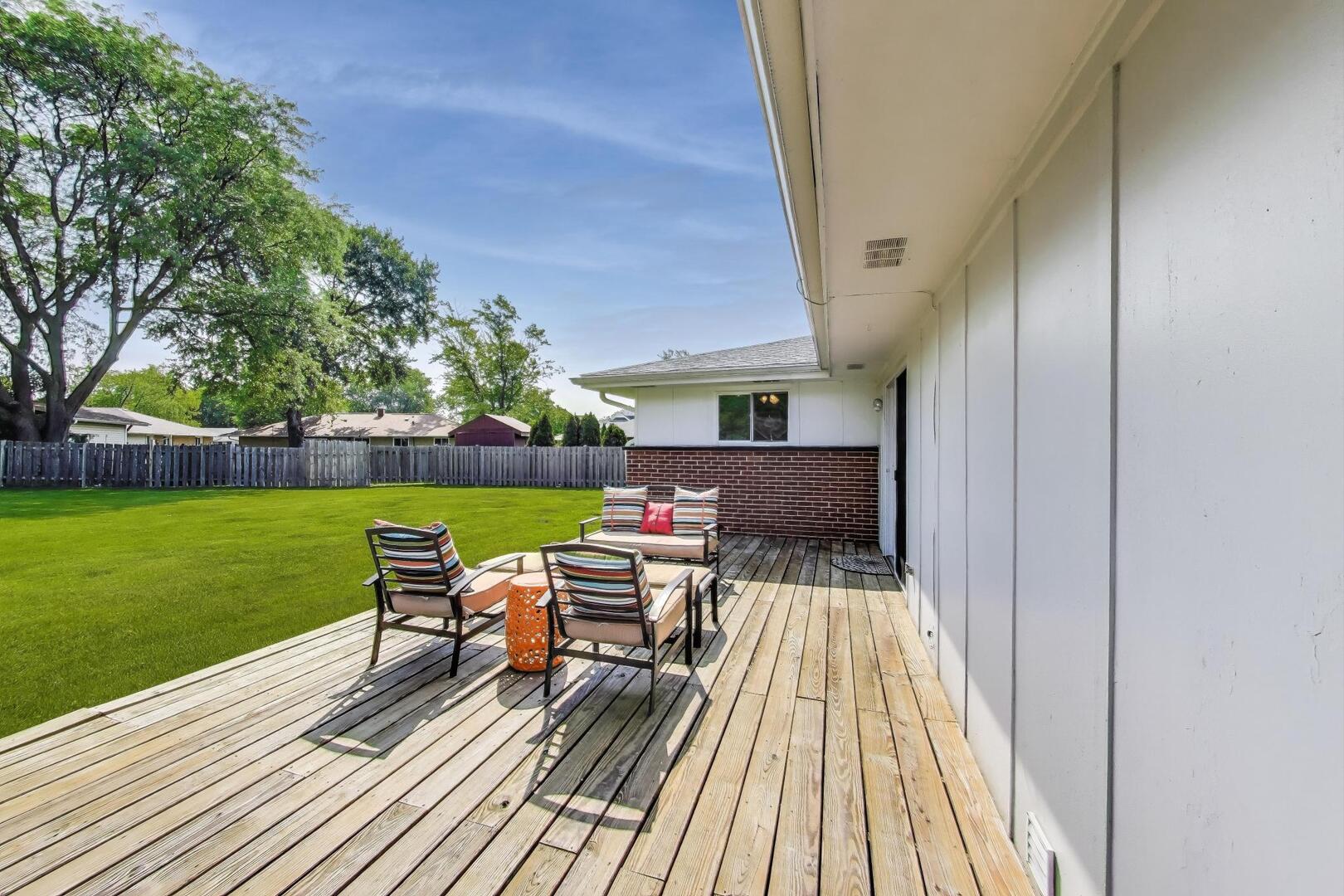 410 W Maude Avenue
