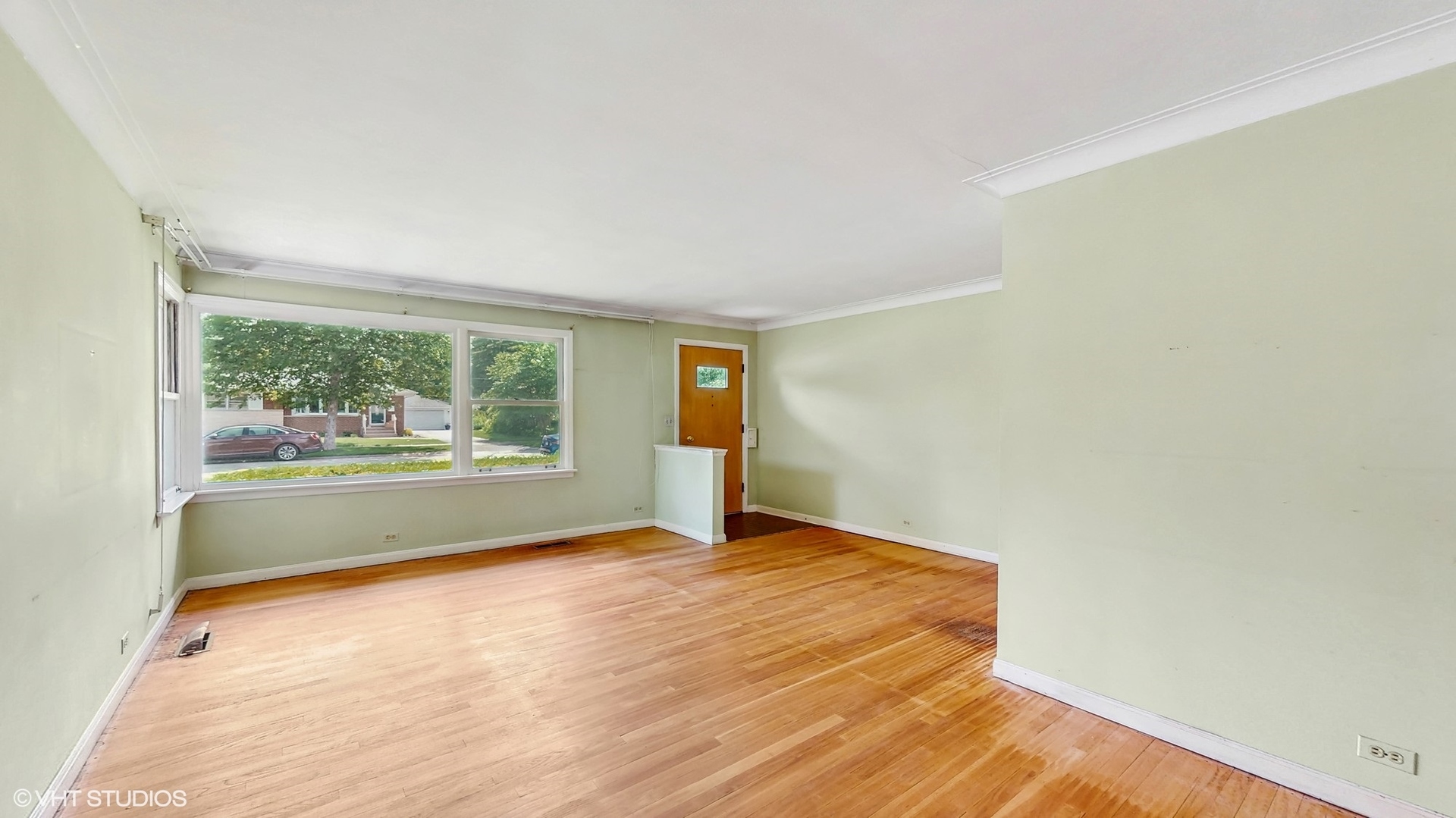 730 N Wilshire Lane