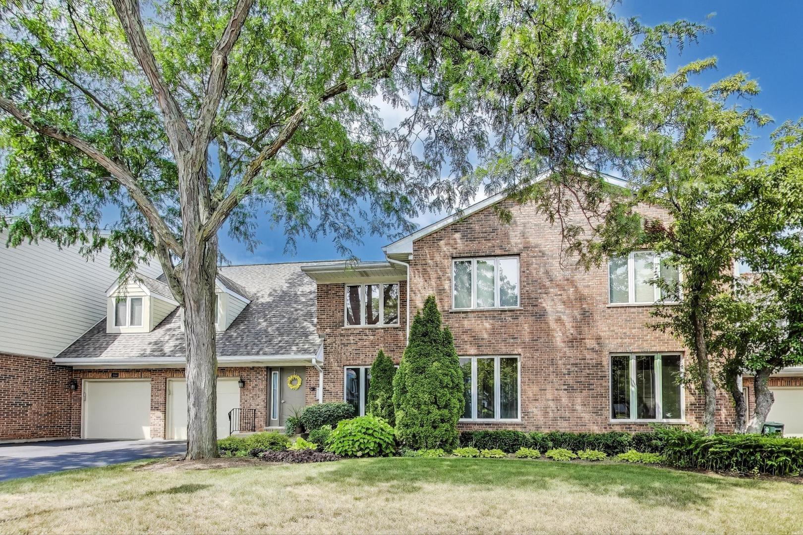 1664 N Douglas Court