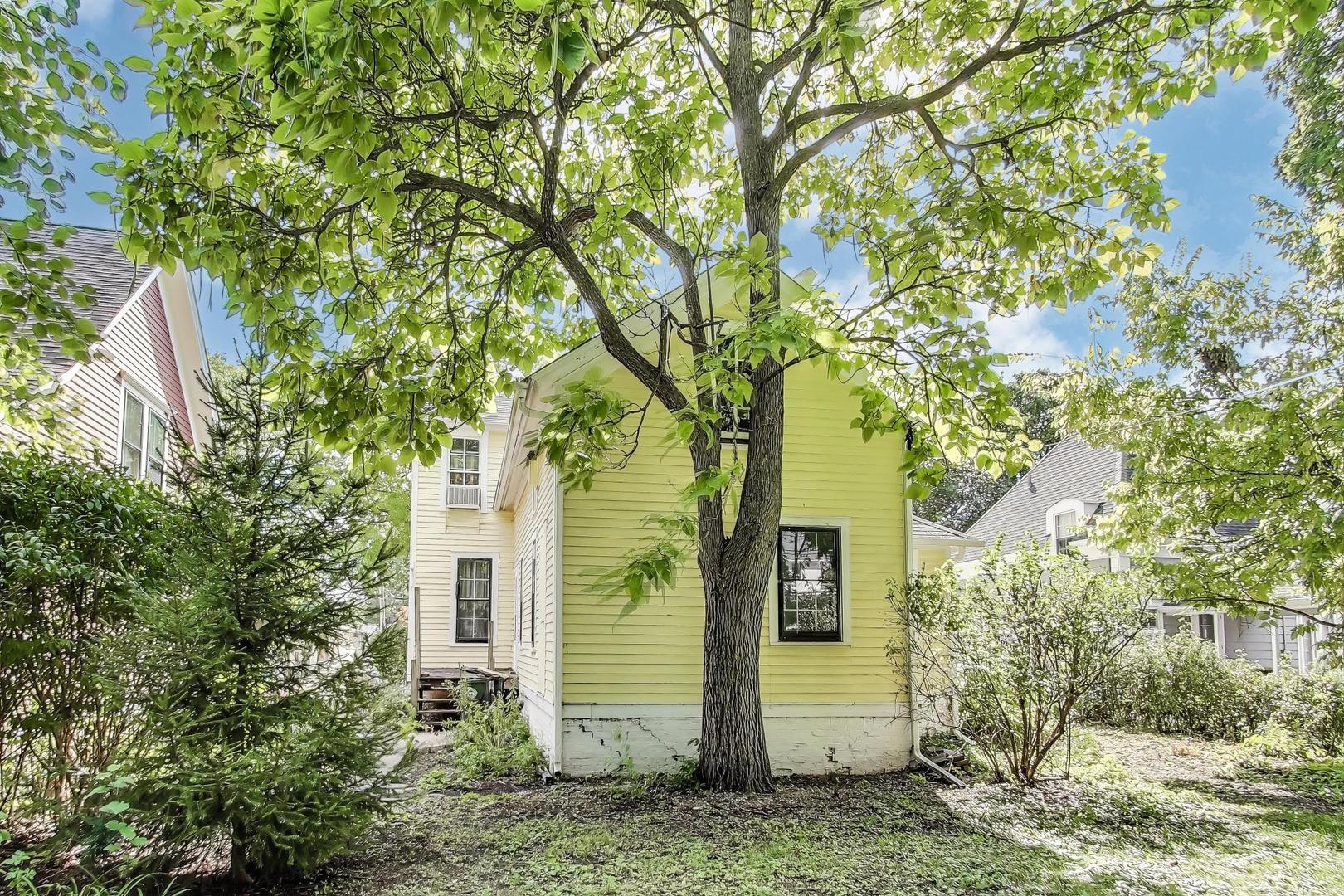 214 W Fremont Street