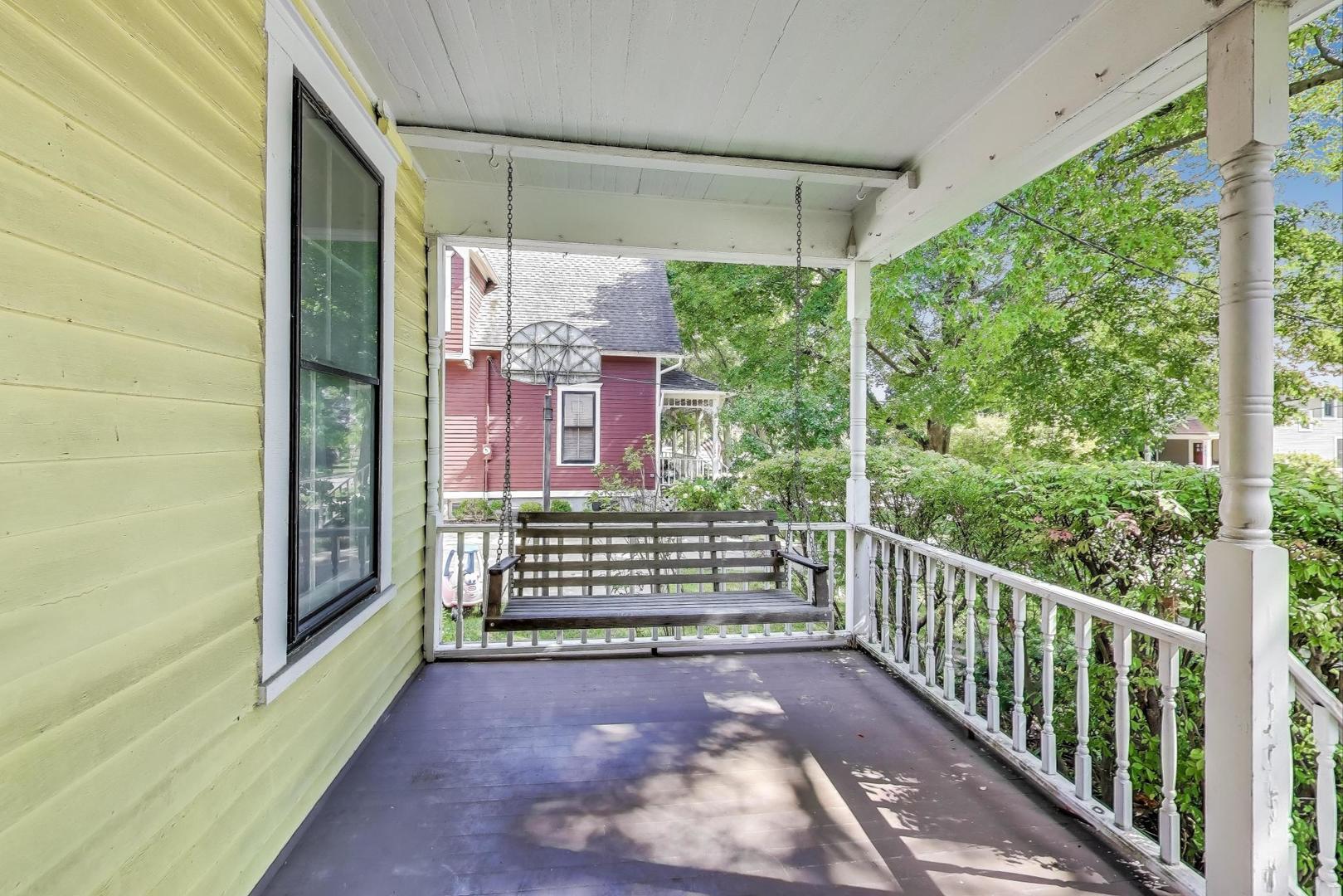 214 W Fremont Street