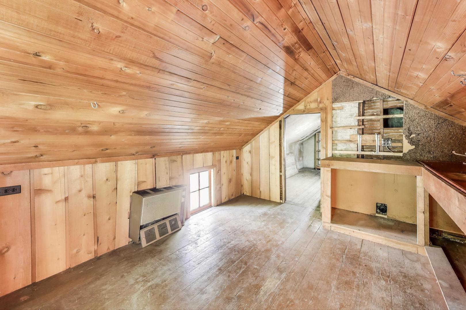 214 W Fremont Street