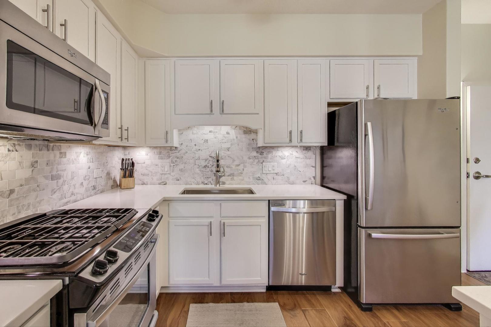 50 S Greeley Street Unit: 204