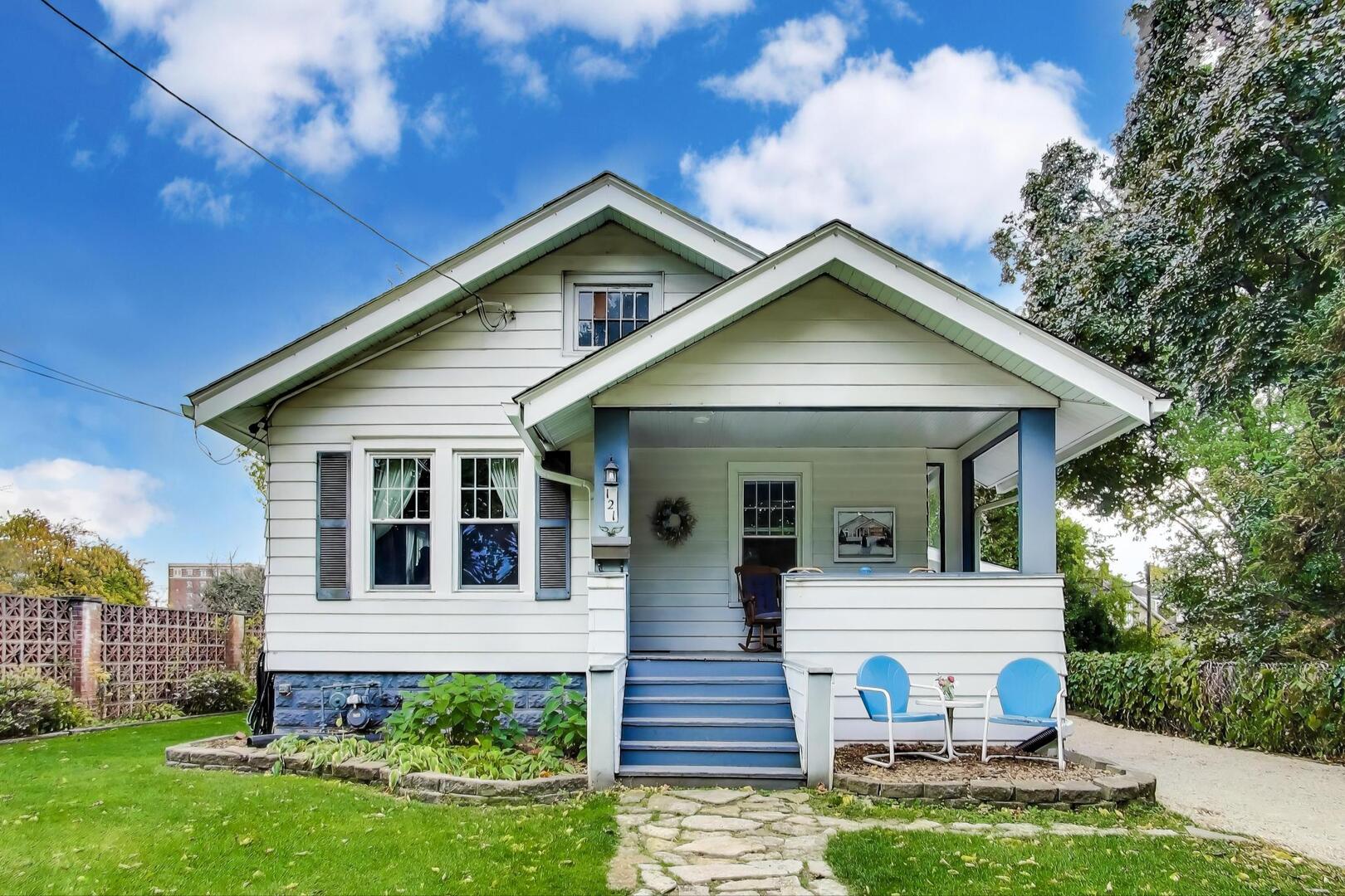 121 W Fremont Street