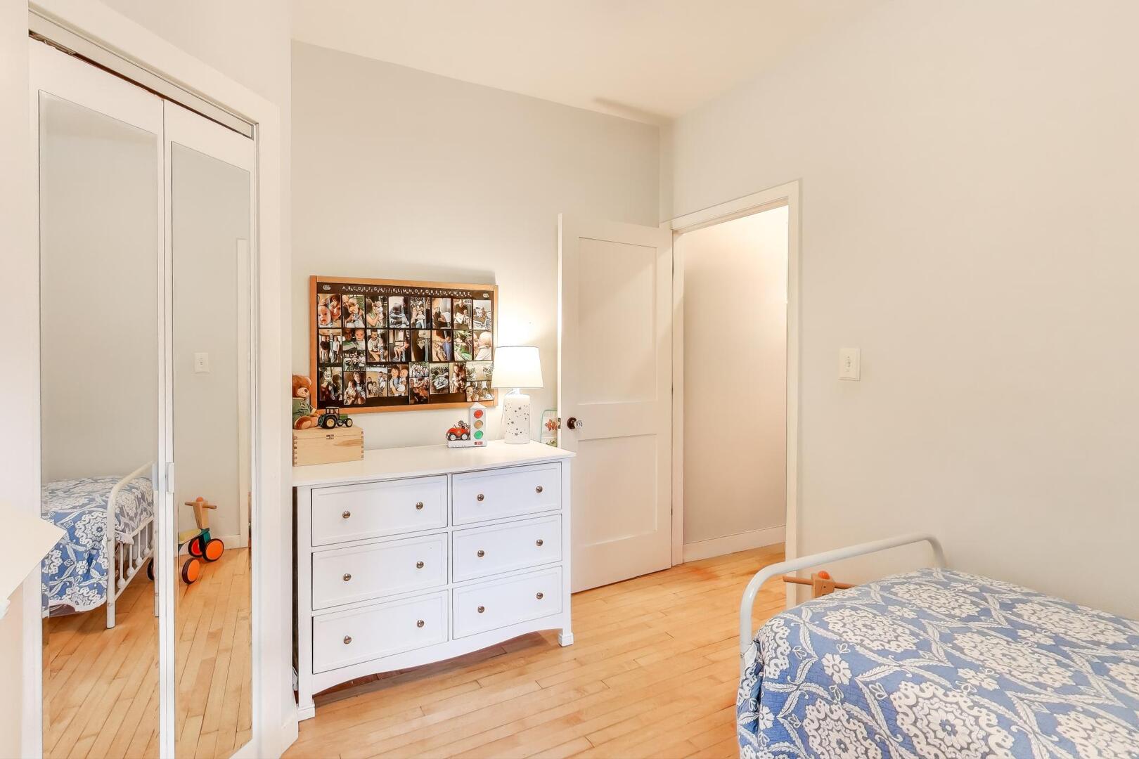 121 W Fremont Street