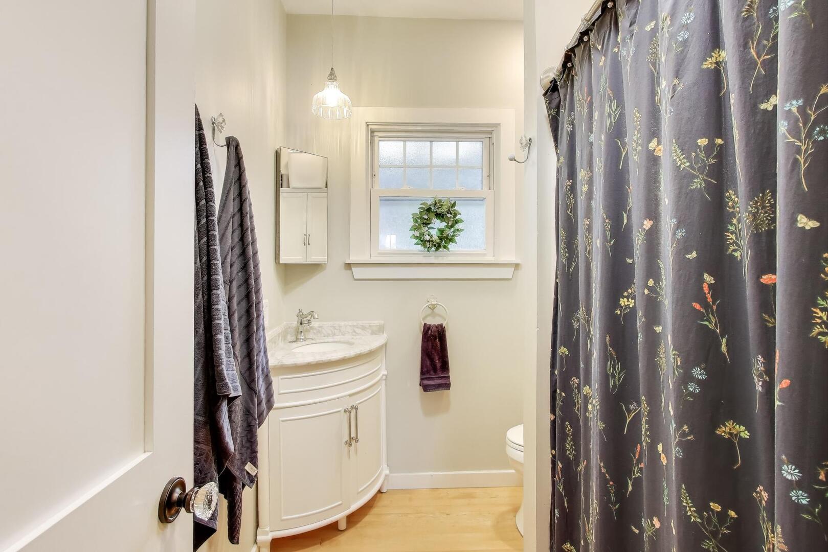 121 W Fremont Street