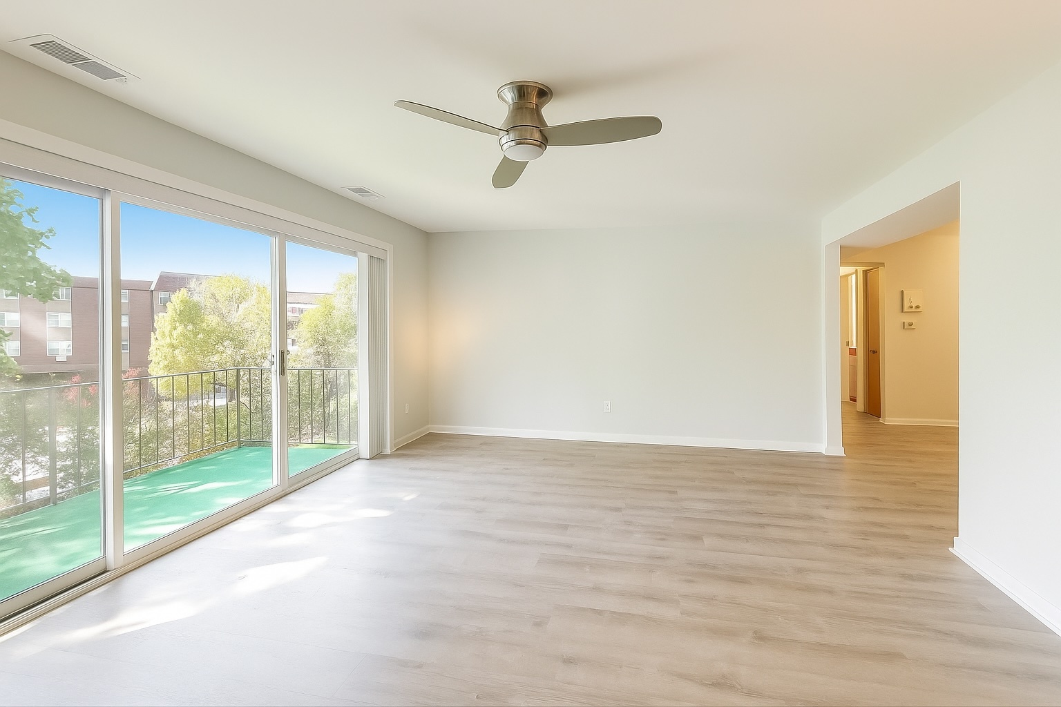 1025 S Fernandez Avenue Unit: 3B