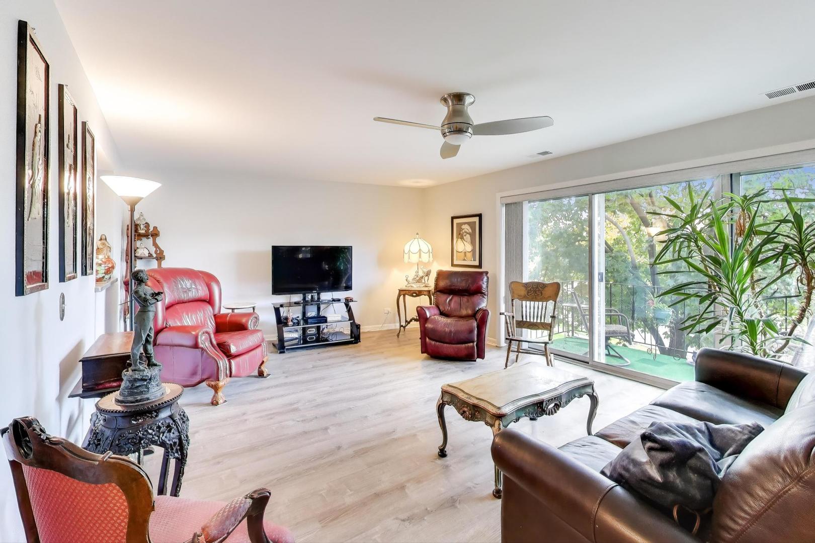 1025 S Fernandez Avenue Unit: 3B