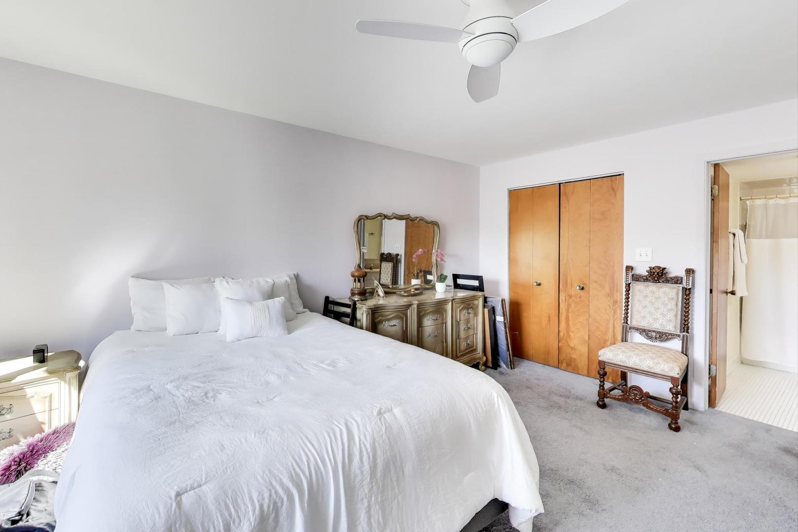 1025 S Fernandez Avenue Unit: 3B