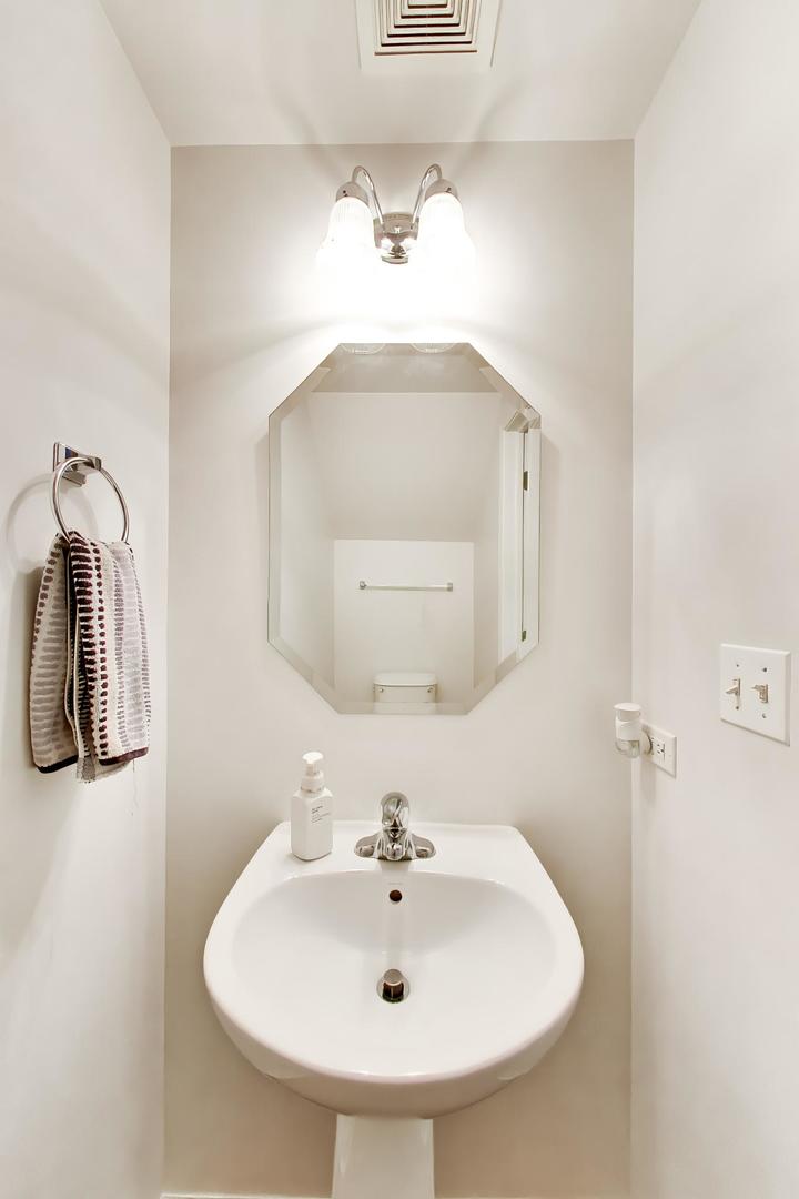 2478 Anna Way Unit: 2478