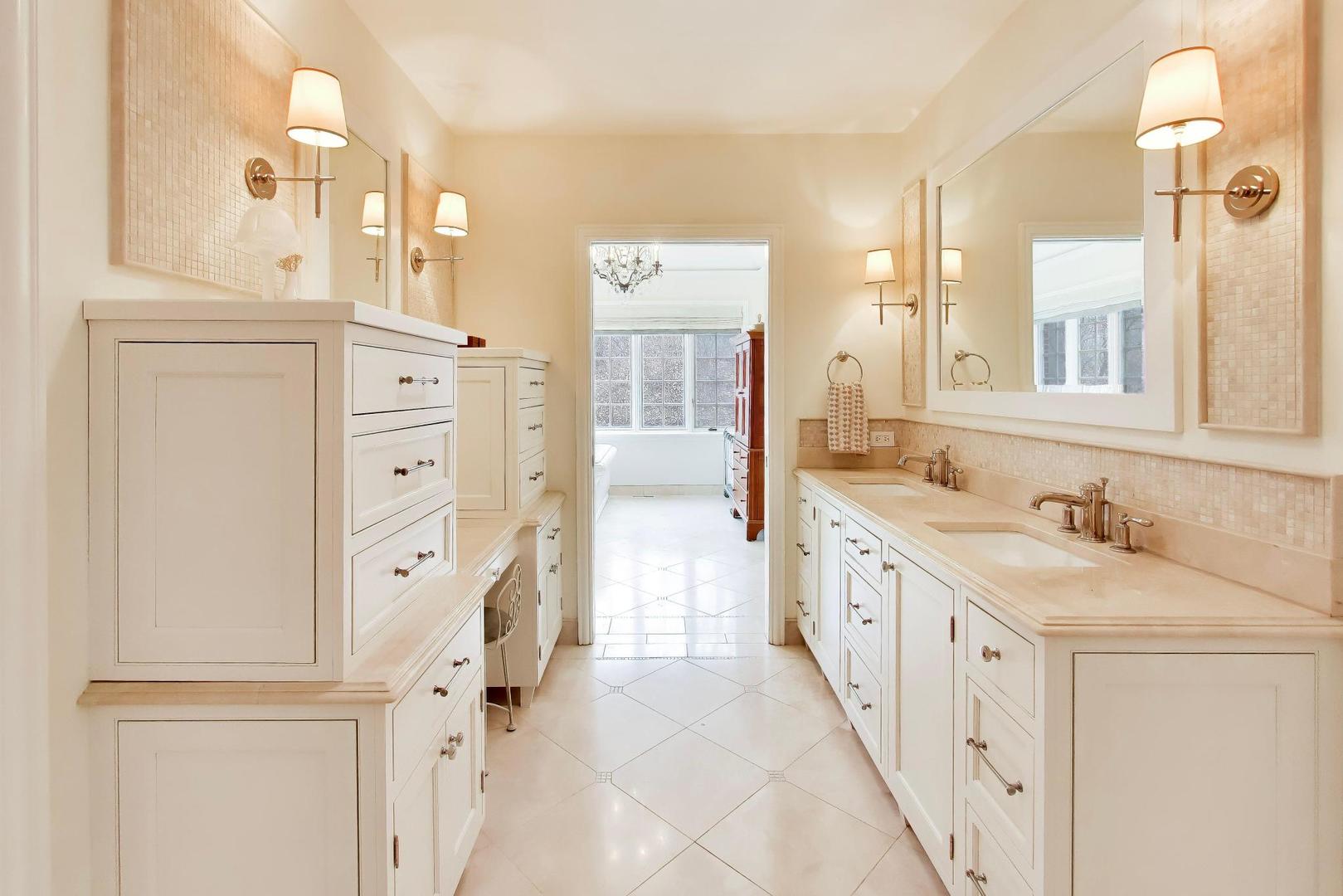 3 Goose Lake Drive