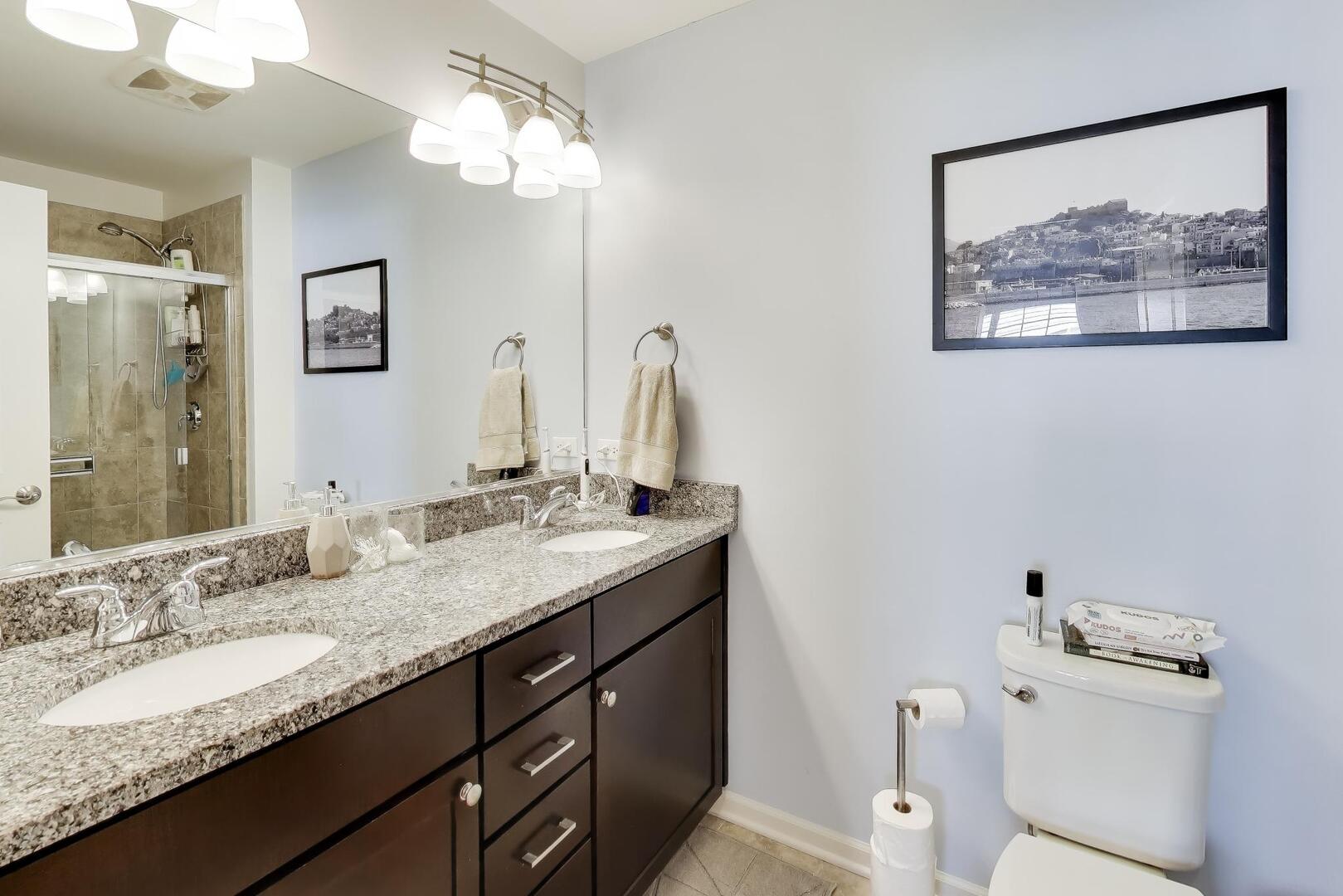 303 S Northwest Highway Unit: 2