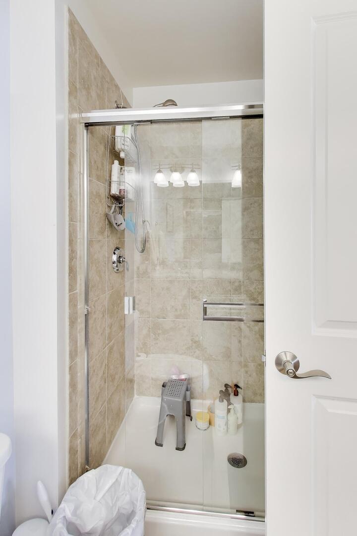 303 S Northwest Highway Unit: 2