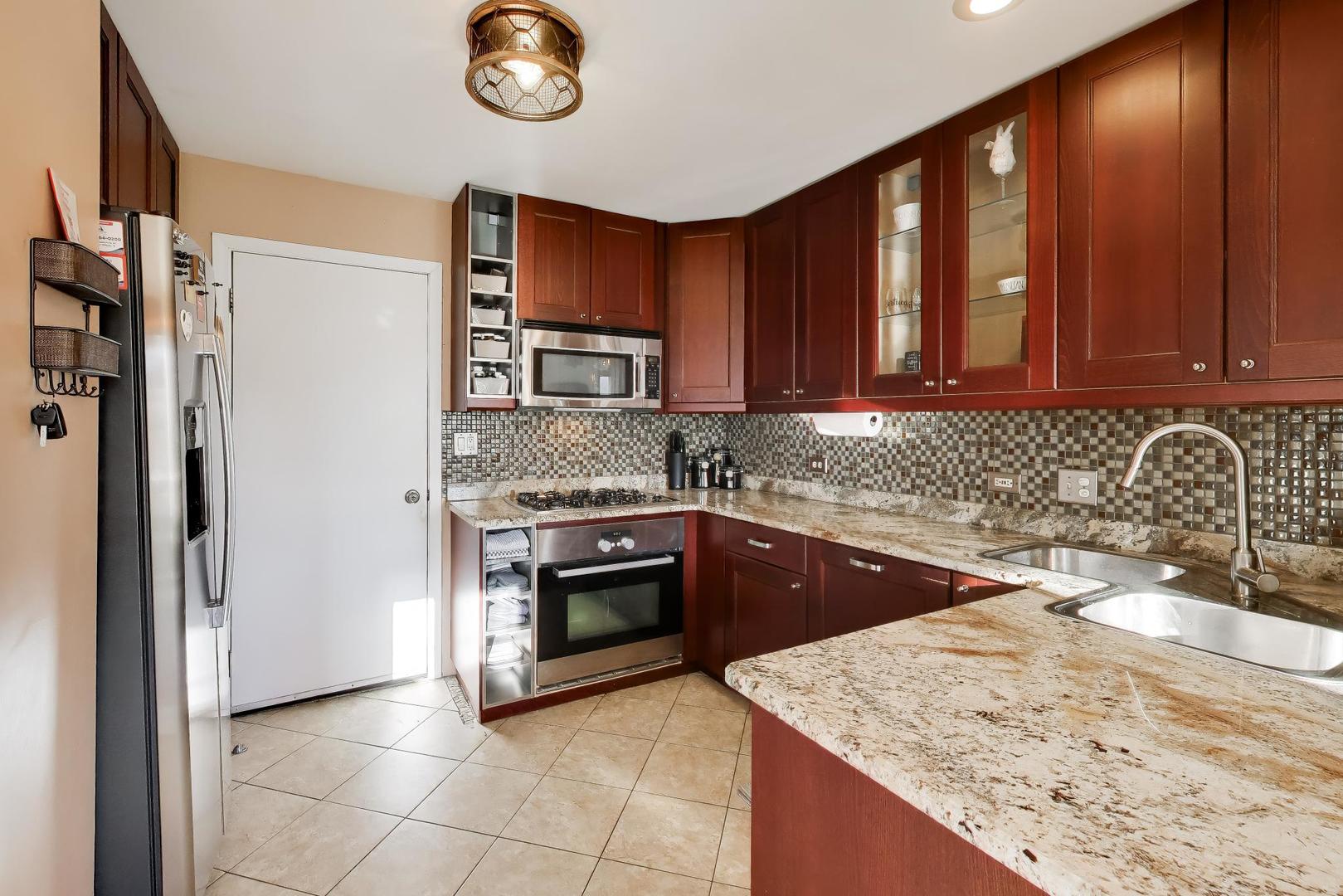 1422 Welland Court Unit: 1422