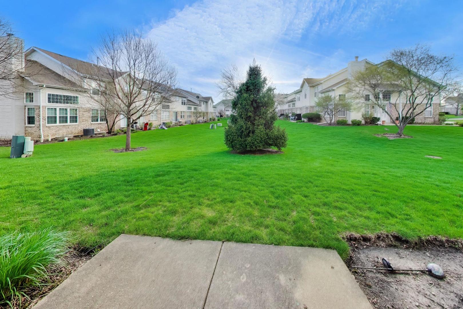 1422 Welland Court Unit: 1422