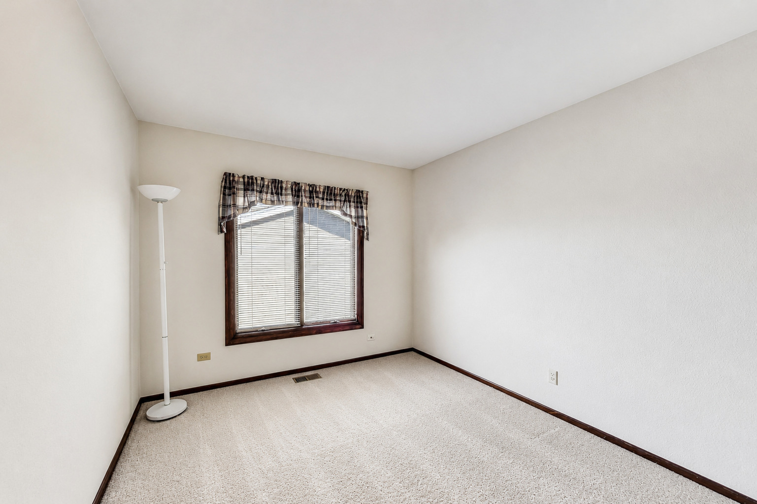 1145 Nottingham Lane
