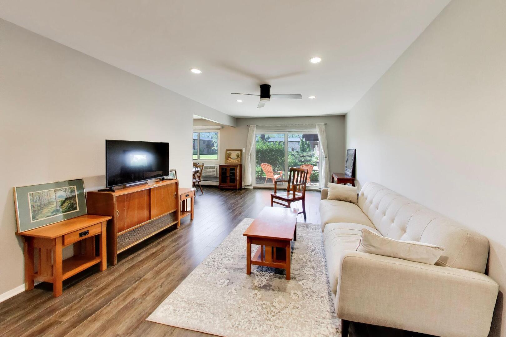 2640 N Windsor Drive Unit: 103