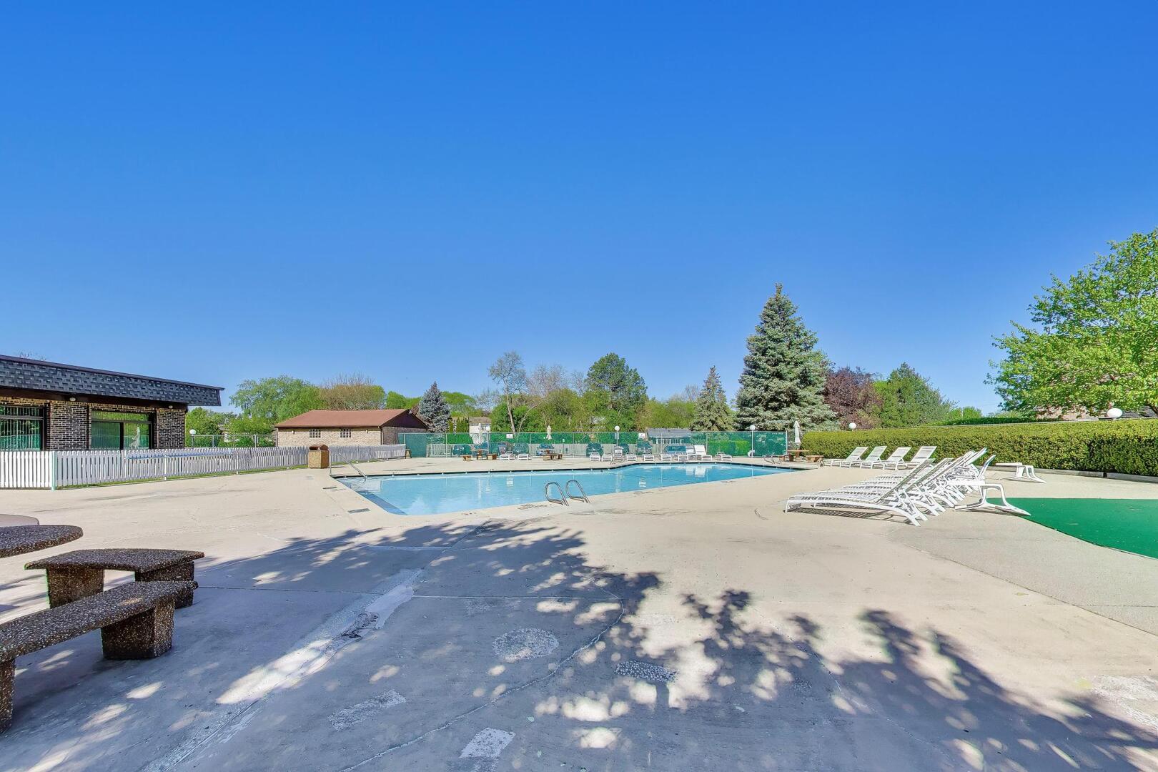 2640 N Windsor Drive Unit: 103
