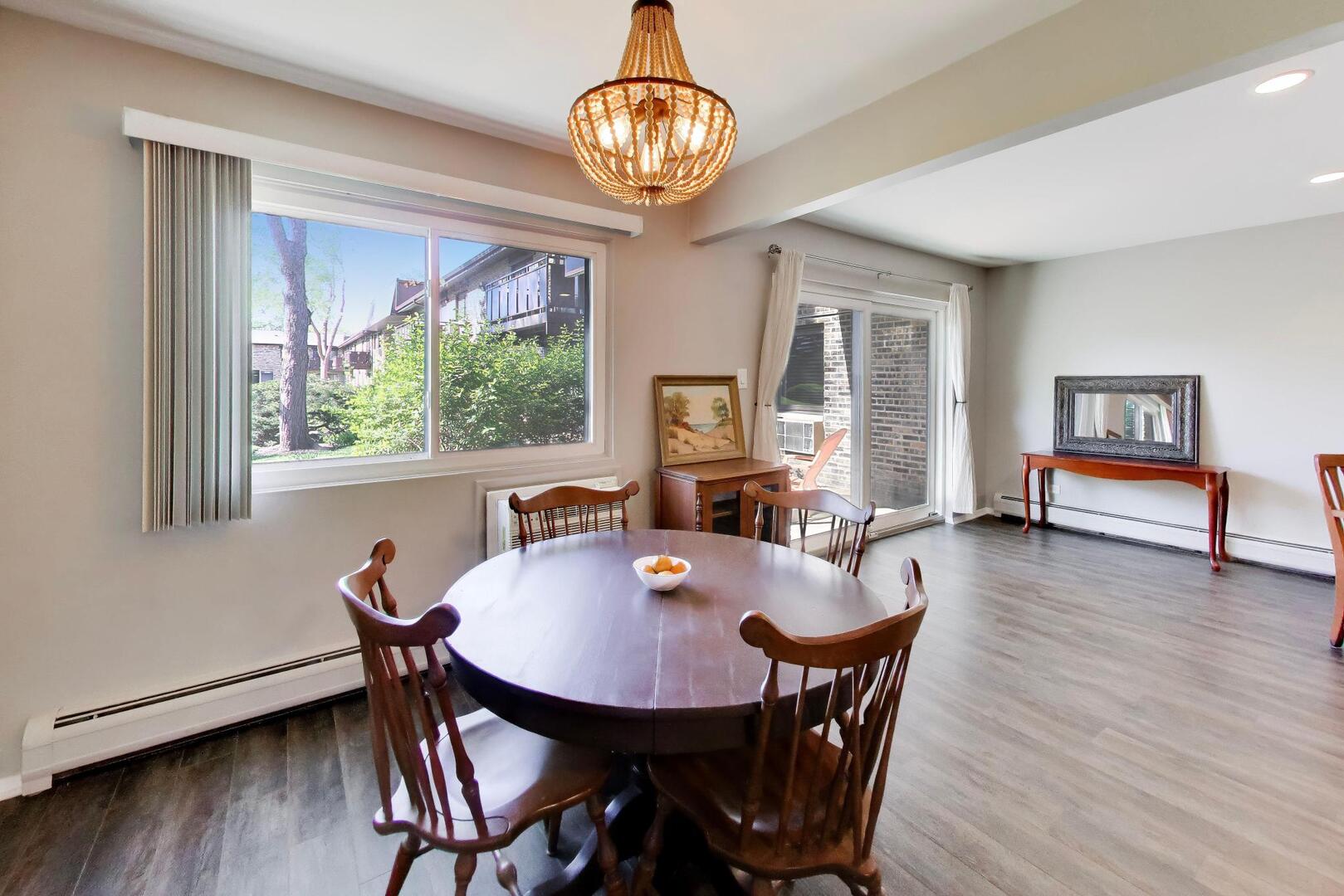 2640 N Windsor Drive Unit: 103