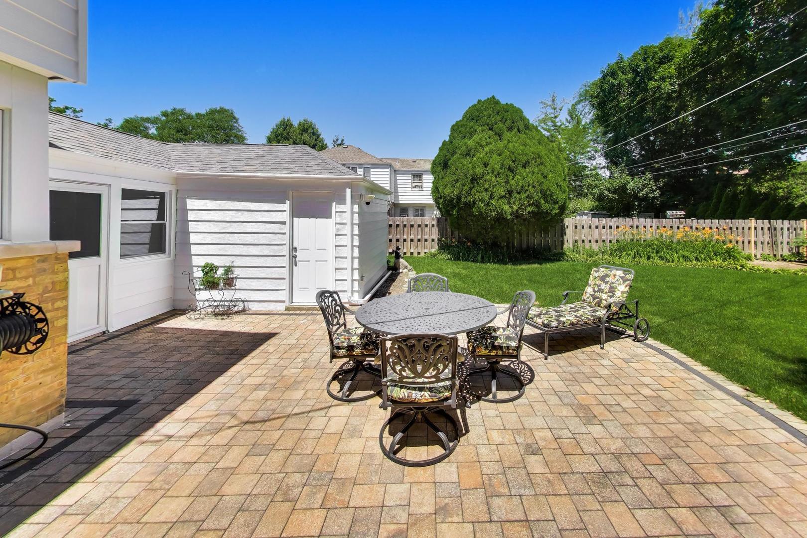 623 S Arlington Heights Road