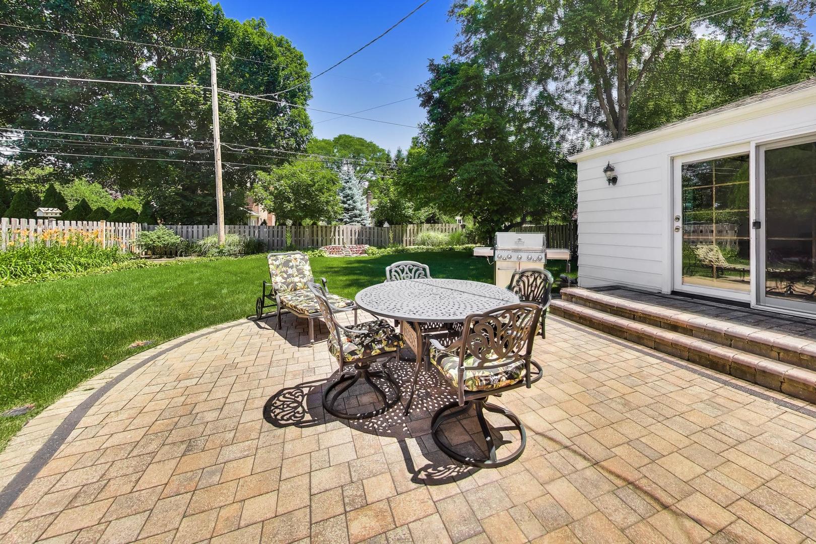 623 S Arlington Heights Road